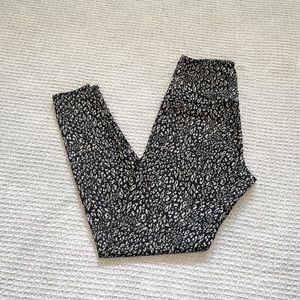 Onzie Flow Tech Legging